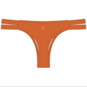 Yellow BoutineLa Bottoms